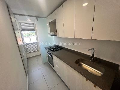 Apartamento de 3 alcobas en venta en Calle 200, Floridablanca, 84 m² · foto 3 de 16