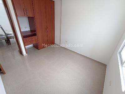 Apartamento de 3 alcobas en venta en El Bosque, Floridablanca, 93 m² · foto 9 de 17