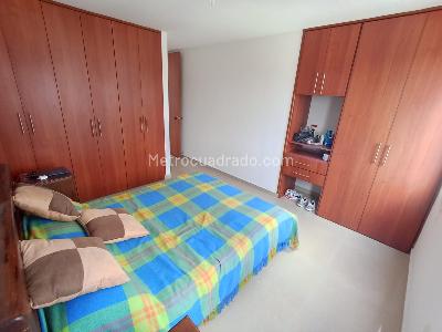 Apartamento de 3 alcobas en venta en El Bosque, Floridablanca, 93 m² · foto 12 de 17