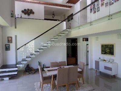 Casa de 4 alcobas en venta en Floridablanca, Floridablanca, 484 m² · foto 5 de 16