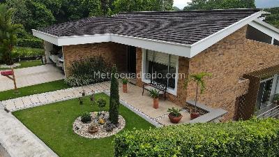 Casa de 4 alcobas en venta en Floridablanca, Floridablanca, 484 m² · foto 16 de 16