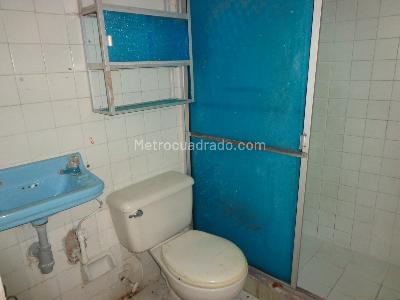 Casa de 5 alcobas en venta en Lagos Iii, Floridablanca, 180 m² · foto 9 de 13