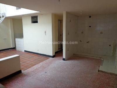 Casa de 5 alcobas en venta en Lagos Iii, Floridablanca, 180 m² · foto 7 de 13