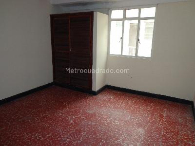 Casa de 5 alcobas en venta en Lagos Iii, Floridablanca, 180 m² · foto 8 de 13