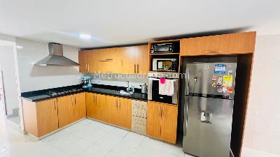 Casa de 4 alcobas en venta en Lagos Iii, Floridablanca, 192 m² · foto 2 de 19