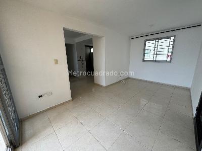 Apartamento de 3 alcobas en venta en Jardines De Coaviconsa, Bucaramanga, 71 m² · foto 2 de 11