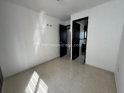 Apartamento de 3 alcobas en venta en Jardines De Coaviconsa, Bucaramanga, 71 m² · foto 8 de 11