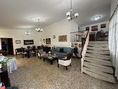 Casa de 5 alcobas en venta en El Prado, Bucaramanga, 225 m² · foto 2 de 11