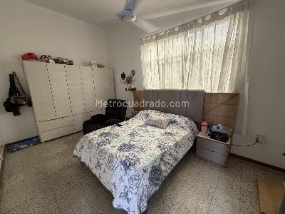 Casa de 5 alcobas en venta en El Prado, Bucaramanga, 225 m² · foto 9 de 11