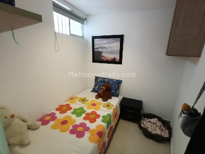 Apartamento de 5 alcobas en venta en Cañaveral, Floridablanca, 515 m² · foto 13 de 20