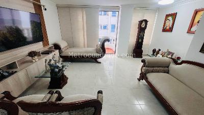 Apartamento de 3 alcobas en venta en Real De Minas, Bucaramanga, 138 m² · foto 4 de 13