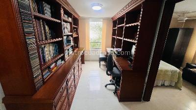 Apartamento de 3 alcobas en venta en Real De Minas, Bucaramanga, 138 m² · foto 7 de 13