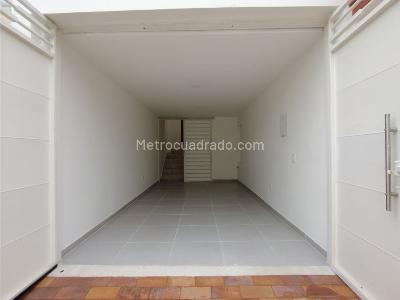 Casa de 5 alcobas en venta en La Victoria, Bucaramanga, 308 m² · foto 10 de 20