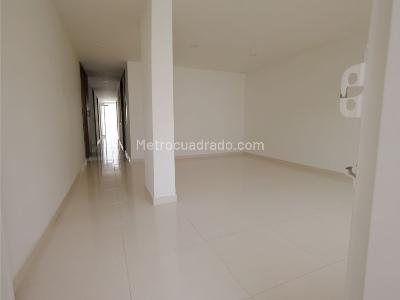 Casa de 5 alcobas en venta en La Victoria, Bucaramanga, 308 m² · foto 4 de 20