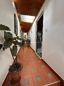 Casa de 3 alcobas en venta en La Aurora, Bucaramanga, 287 m² · foto 8 de 11