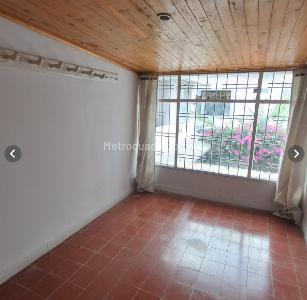Casa de 3 alcobas en venta en Lagos I, Floridablanca, 130 m² · foto 5 de 10