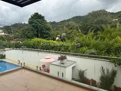 Casa de 5 alcobas en venta en Entre Floridablanca Y Piedecuesta, Floridablanca, 460 m² · foto 13 de 20