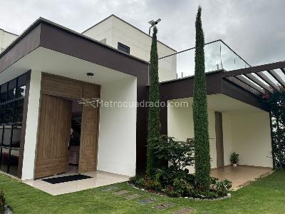 Casa de 5 alcobas en venta en Entre Floridablanca Y Piedecuesta, Floridablanca, 460 m² · foto 15 de 20