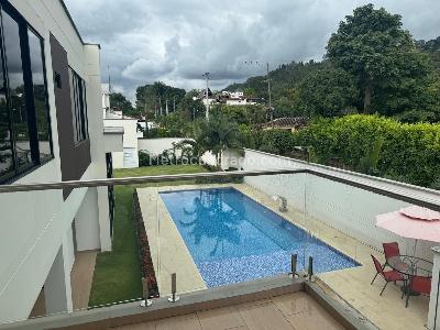 Casa de 5 alcobas en venta en Entre Floridablanca Y Piedecuesta, Floridablanca, 460 m² · foto 9 de 20