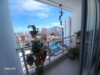 Apartamento de 3 alcobas en venta en Altos De Cabecera, Bucaramanga, 80 m² · foto 8 de 10