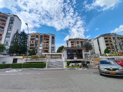 Apartamento de 3 alcobas en venta en Torres De Cañaveral, Floridablanca, 131 m² · foto 3 de 18