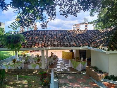 Apartamento de 3 alcobas en venta en Torres De Cañaveral, Floridablanca, 131 m² · foto 7 de 18