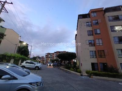 Apartamento de 4 alcobas en venta en Altos De Fontana, Bucaramanga, 121 m² · foto 5 de 20