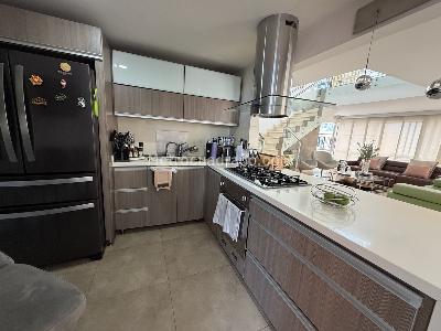 Apartamento de 4 alcobas en venta en Cabecera Del Llano, Bucaramanga, 280 m² · foto 4 de 20