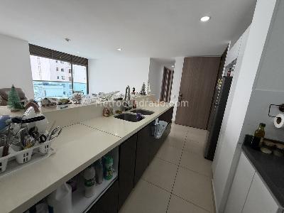 Apartamento de 3 alcobas en venta en Mejoras Publicas, Bucaramanga, 87 m² · foto 5 de 14