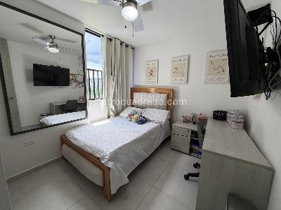 Apartamento de 3 alcobas en venta en Anillo Vial, Floridablanca, 83 m² · foto 12 de 16