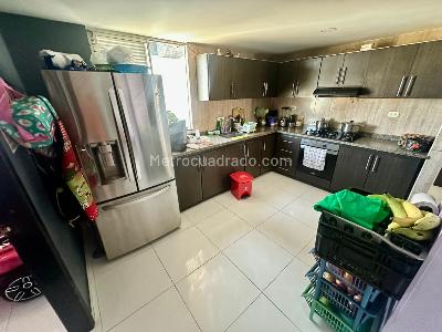 Apartamento de 5 alcobas en venta en Nuevo Sotomayor, Bucaramanga, 180 m² · foto 2 de 20