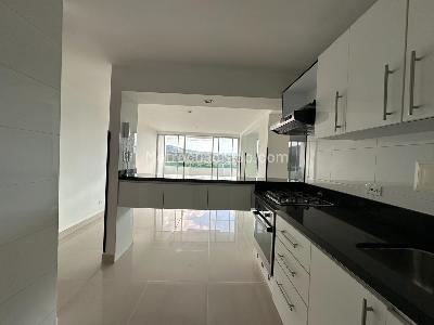 Apartamento de 2 alcobas en venta en Conj Res Mediterrane Royal, Floridablanca, 86 m² · foto 3 de 20