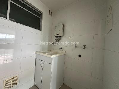 Apartamento de 2 alcobas en venta en Conj Res Mediterrane Royal, Floridablanca, 86 m² · foto 6 de 20