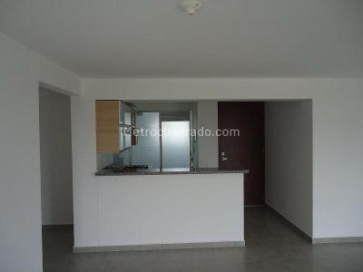 Apartamento de 3 alcobas en venta en Cañaveral, Floridablanca, 81 m² · foto 2 de 11