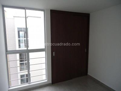 Apartamento de 3 alcobas en venta en Cañaveral, Floridablanca, 81 m² · foto 8 de 11
