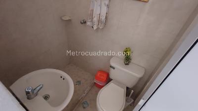 Casa de 5 alcobas en venta en La Aurora, Bucaramanga, 118 m² · foto 5 de 16