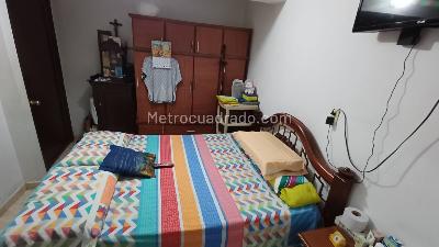 Casa de 5 alcobas en venta en La Aurora, Bucaramanga, 118 m² · foto 8 de 16