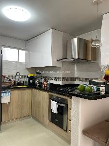 Apartamento de 3 alcobas en venta en Real De Minas, Bucaramanga, 90 m² · foto 3 de 20