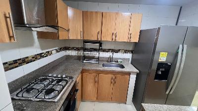 Apartamento de 3 alcobas en venta en Aranjuez, Floridablanca, 76 m² · foto 2 de 14
