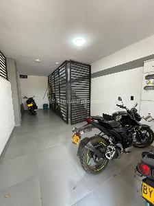 Apartamento de 2 alcobas en venta en Molinos Bajos, Floridablanca, 56 m² · foto 7 de 7