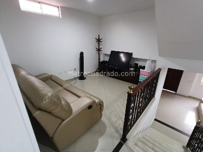 Casa de 5 alcobas en venta en Cañaveral, Floridablanca, 296 m² · foto 17 de 19