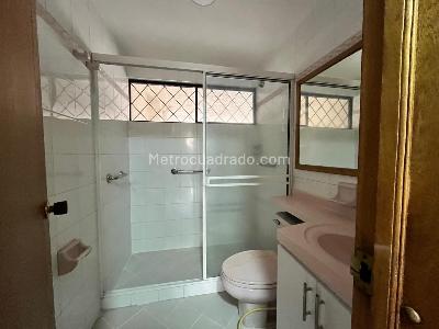 Apartamento de 3 alcobas en venta en Cabecera Del Llano, Bucaramanga, 93 m² · foto 10 de 20