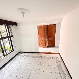 Casa de 3 alcobas en venta en Cañaveral, Floridablanca, 131 m² · foto 5 de 20
