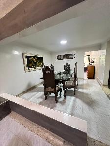 Casa de 5 alcobas en venta en Provenza, Bucaramanga, 322 m² · foto 5 de 20