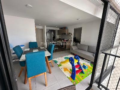 Apartamento de 3 alcobas en venta en El Bosque, Floridablanca, 77 m² · foto 5 de 13