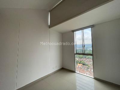 Apartamento de 3 alcobas en venta en Cañaveral, Floridablanca, 94 m² · foto 2 de 11