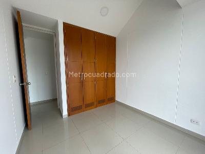 Apartamento de 3 alcobas en venta en Cañaveral, Floridablanca, 94 m² · foto 5 de 11