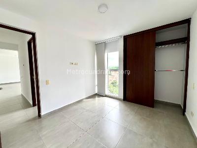 Apartamento de 3 alcobas en venta en Cañaveral, Floridablanca, 83 m² · foto 12 de 16