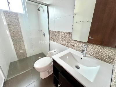 Apartamento de 3 alcobas en venta en Cañaveral, Floridablanca, 83 m² · foto 2 de 16