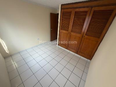 Casa de 4 alcobas en venta en El Bosque, Floridablanca, 129 m² · foto 12 de 20